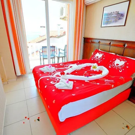 Ezer Hotel 2*
