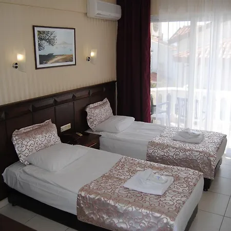 Hotel Ezer 2*