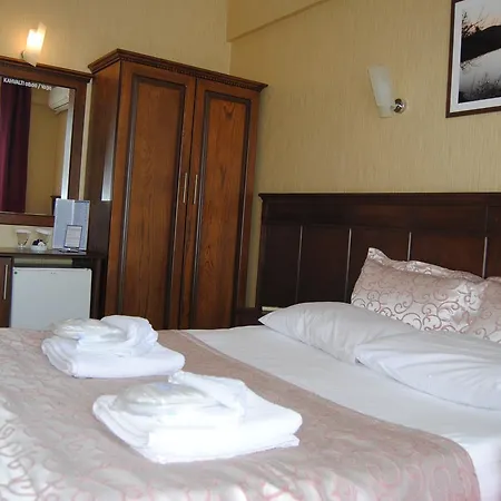 Ezer Hotel 2*